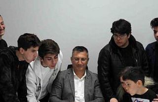 Bilim şampiyonlarına kutlama