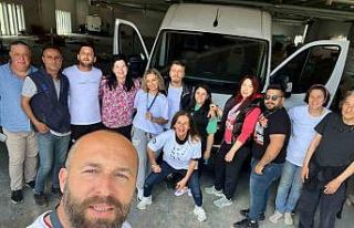 Bodrum’dan Hatay’a uçurtma ve bisiklet gönderildi