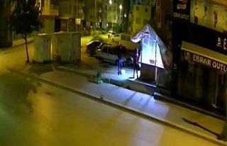 Bu da oldu: Müşteriler için hazırlanan Adana kebapları...