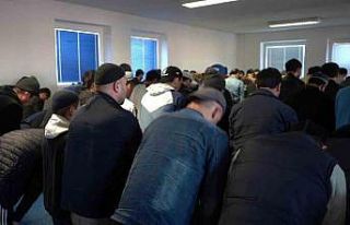 Çekya’da bayram namazı eda edildi