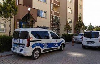 Cinnet getiren emekli polis, karısını ve çocuklarını...