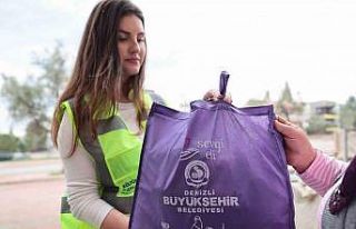 Denizli’de ihtiyaç sahiplerine 30 bin adet gıda...