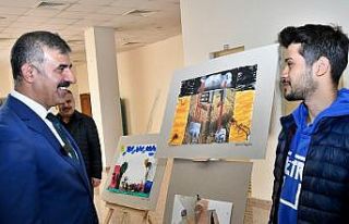 Depremzede gençlerin eserleri sanatseverlerle buluştu