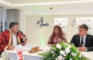 Depremzede gençlerin nikahı Giresun’da kıyıldı