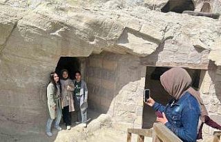 Depremzedeler Kapadokya’yı gezdi