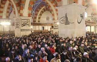 Edirne’de bayram namazı coşkusu