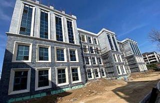 Edremit yeni hükümet konağı inşaatı tamamlanıyor