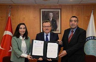 Elektrikli araç bataryasının bakımı için nitelikli...