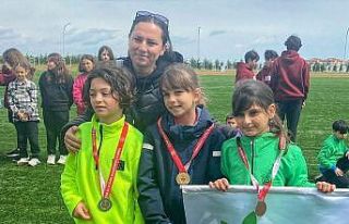 Elif Ada Akgün, 60 metre il birincisi oldu