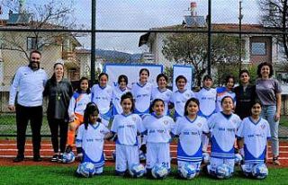 Erzincan’da kızların futbol tutkusu artıyor