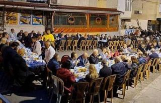 Eski İzmir Erzurumlular Derneğinden 500 kişilik...
