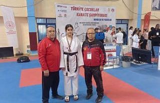 Eskişehirli sporculardan Denizli’deki Türkiye...