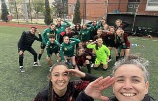 Eskişehirspor Kadın Futbol Takımı liderliği üç...