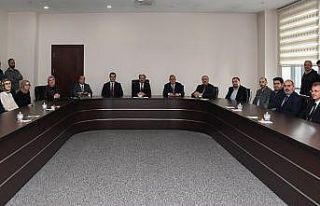 ETÜ’de bayrak değişimi