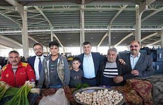 Fadıloğlu, esnafı ziyaret etti