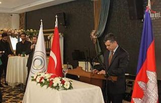 Ferudun Cevahiroğlu yeniden SANKON Genel Başkanı...