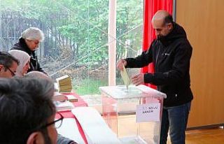 Fransa’daki Türk vatandaşları Cumhurbaşkanlığı...