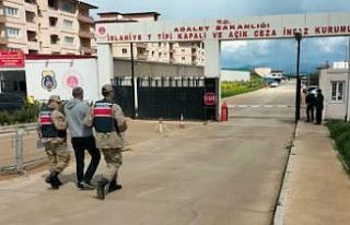 Gaziantep’te çeşitli suçlardan aranan 25 şahıs...