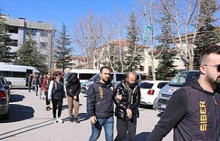 Gıda bağışı yapmak isteyenleri 13 milyon TL dolandıran...