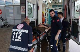 Hastane önünde trafik kazası: 1 yaralı