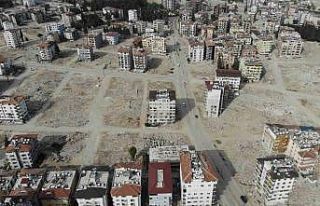 Hatay’dan çarpıcı görüntüler: Enkazlar kaldırıldıkça...