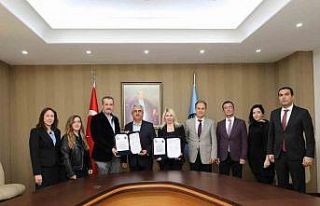 Hayırseverden Korkuteli MYO’ya Mantar Üretim Odası