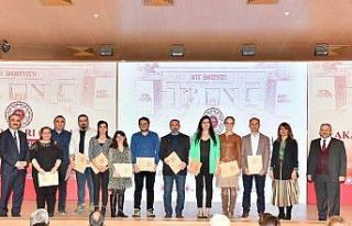 Hitit Üniversitesinde ’Akademik Başarı Ödülleri’...
