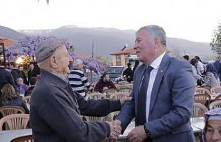 Honaz Belediyesi son iftar sofrasını Kızılyer...