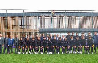 İçişleri Bakanı Soylu’dan Eyüpspor kulübüne...