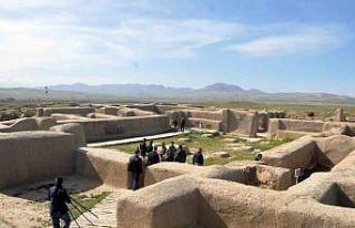 İran’ın antik şehri: Hasanlu Tepesi