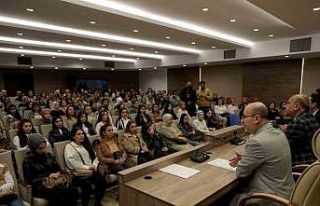 İş ve Kariyer Merkezi, kentteki istihdam oranını...