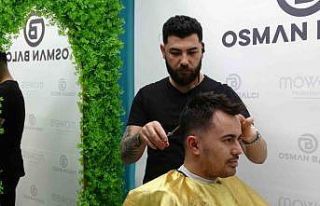 Isparta’da kuaförlerde bayram yoğunluğu başladı
