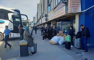 İstanbul’da Ramazan Bayramı öncesi otogarlarda...