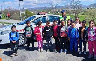 Jandarmadan öğrencilere trafik eğitimi