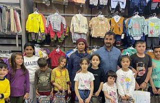 Kahramanmaraş’ta yardımsever vatandaş, depremzede...