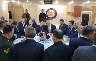 Karabük’te il protokolü bayramlaştı