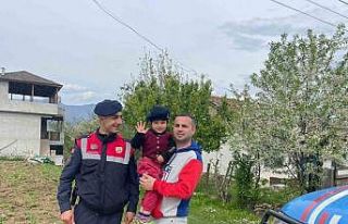 Kaybolan çocuk için köy halkı seferber oldu