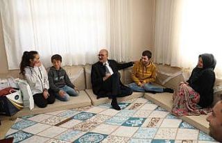 Kaymakam Aydın dezavantajlı aileleri unutmadı