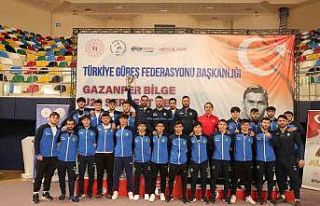 Kayserili güreşçiler madalyalara ambargo koydu