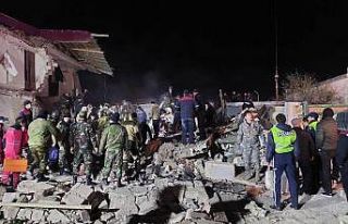 Kazakistan’da apartmanda tüp patladı: 3 ölü,...