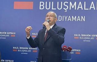 Kılıçdaroğlu, Adıyaman’da vatandaşlarla bayramlaştı