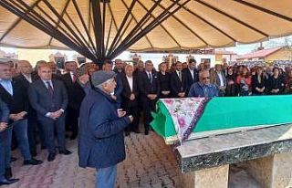 Kılıçdaroğlu’nun halası son yolculuğuna uğurlandı