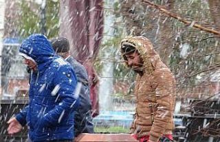 Kış geri geldi; Nisan ayında kar sürprizi