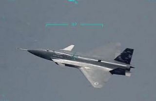 KIZILELMA İstanbul semalarında