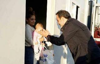 Konya Konteyner Kentte bayram öncesi çocuklar ve...