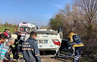 Konya’da otomobil takla attı: 1 ölü, 2 yaralı