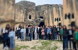 KYK yurtlarında kalan depremzede çocuk ve gençler...