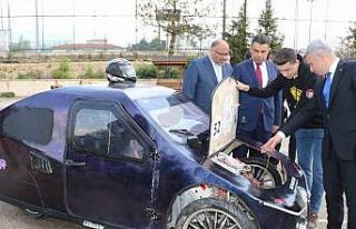 Lise öğrencilerinin tasarladığı araç TEKNOFEST’te...