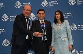 Manavgat Belediyesi’nin projelerine iki ödül birden