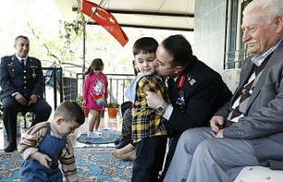 Manisa jandarmasından şehit aileleri ve gazilere...